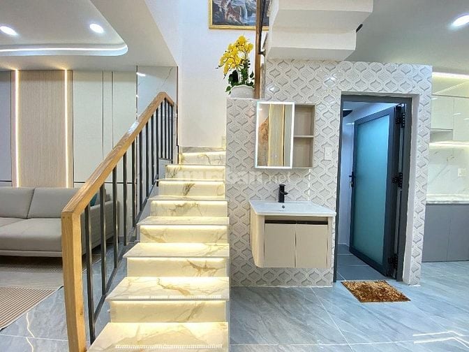 GIẢM GIÁ BÁN GẤP NHÀ NGUYỄN ĐÌNH KHƠI,TÂN BÌNH.GẦN CÔNG VIÊN TÂN BÌNH