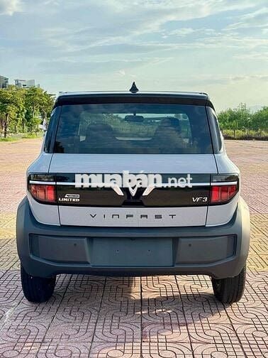 VinFast VF3 2024 Thuê pin - 9800 km giá 230tr
