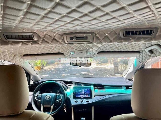 Bán xe Toyota Innova 2016 2.0E