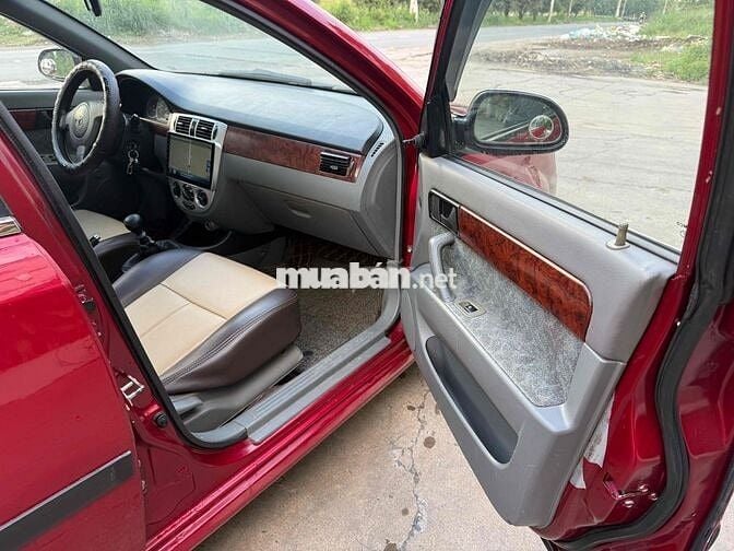 Daewoo Lacetti 2009 SE / chạy cực kì đầm chắc .