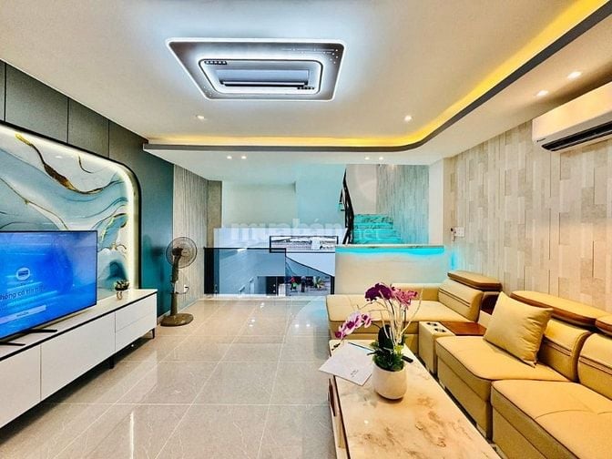 Nhà Nguyễn Công Hoan, P7, Phú Nhuận - Hẻm 5m - Chỉ 6,8 Tỳ/ 62,3m2
