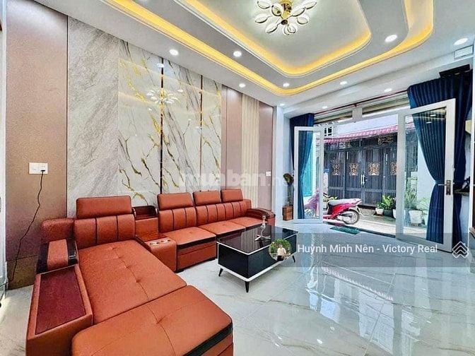 Chú Tư về quê bán nhà Lê Văn Sỹ Tân Bình Giá 3.4 Tỷ DT 54m2 SHR
