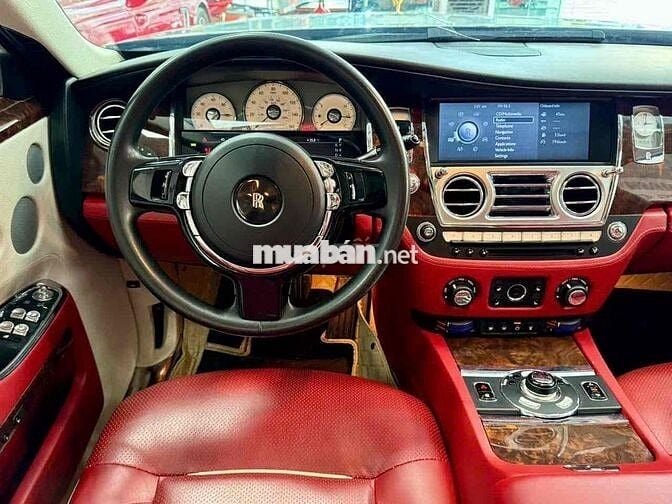 Rolls Royce Ghost 2010 EWB 6.6 V12 - 70000 km