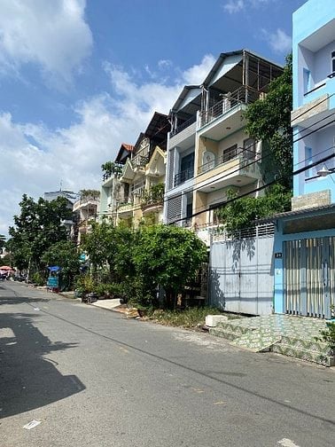 4x20m, 3 lầu, KDC Bình Hưng B/C, ngay bến xe Q8