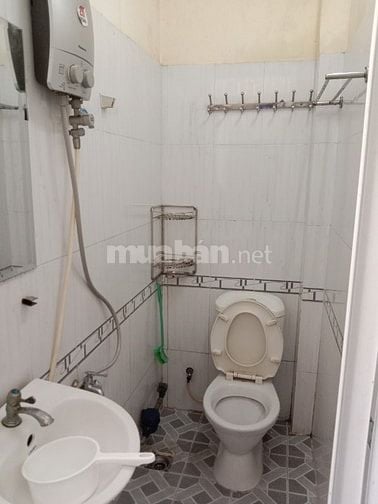 Phòng trọ gần chợ Cây Thị, WC riêng, giờ tự do