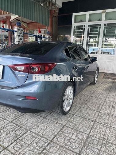 Mazda 3 2016 1.5 AT Sedan - 96000 km