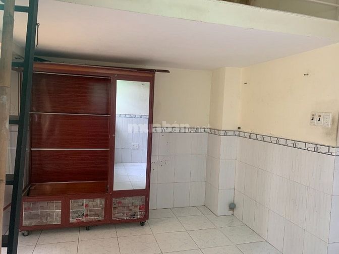 Phòng trọ gần chợ Cây Thị, WC riêng, giờ tự do