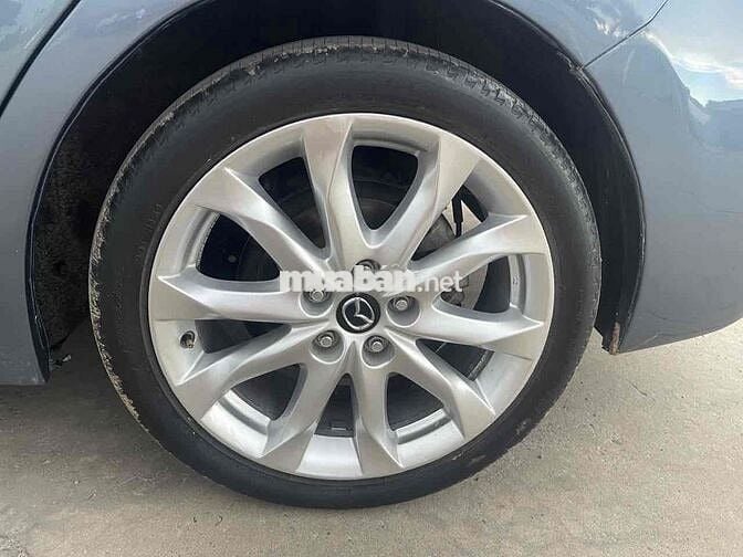 Mazda 3 2016 1.5 AT Sedan - 96000 km