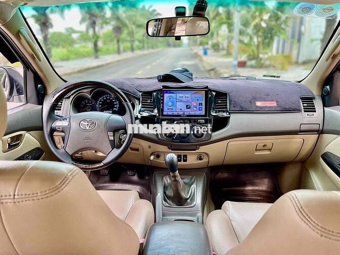 Toyota Fortuner 2012 2.5G 4x2 - 160000 km