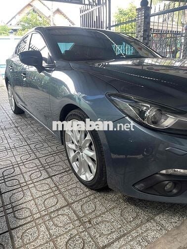 Mazda 3 2016 1.5 AT Sedan - 96000 km