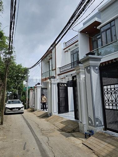 Bán nhà mới 1tỷ650 triệu sổ hồng riêng