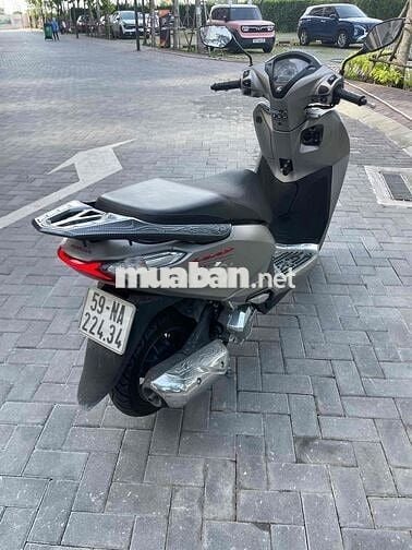 lead dk 8/2024 xe lướt 3900 km