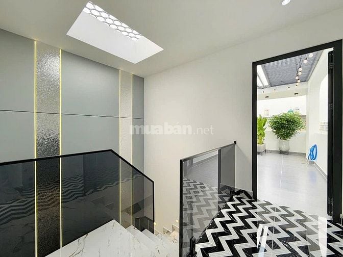 Nhà 3 Tầng đường Trần Quốc Thảo, Q3- Chỉ 3 Tỷ 3/ 60m2- Sổ Hồng Riêng