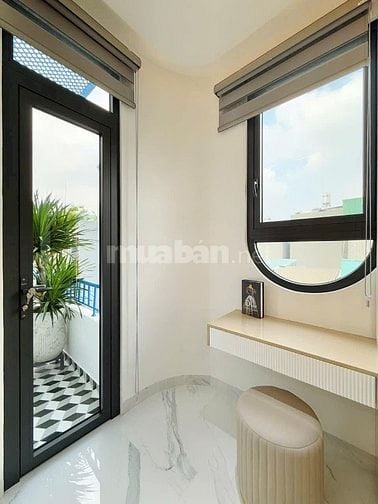 Nhà 3 Tầng đường Trần Quốc Thảo, Q3- Chỉ 3 Tỷ 3/ 60m2- Sổ Hồng Riêng
