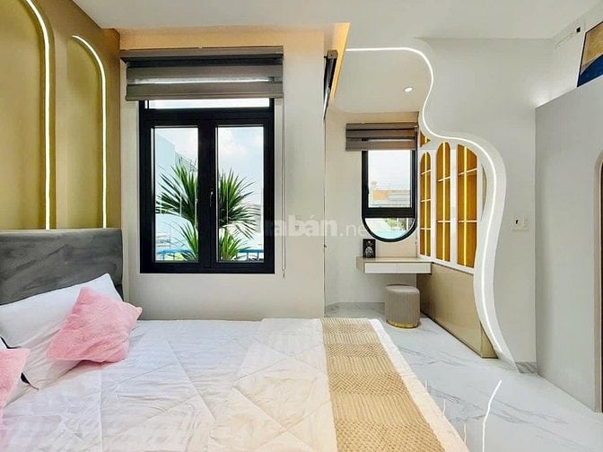 Nhà 3 Tầng đường Trần Quốc Thảo, Q3- Chỉ 3 Tỷ 3/ 60m2- Sổ Hồng Riêng