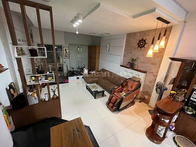 BÁN GẤP NHÀ  đường số 3, phường Bình An Quận 2
, DT 100M2- XD 3 LẦU -