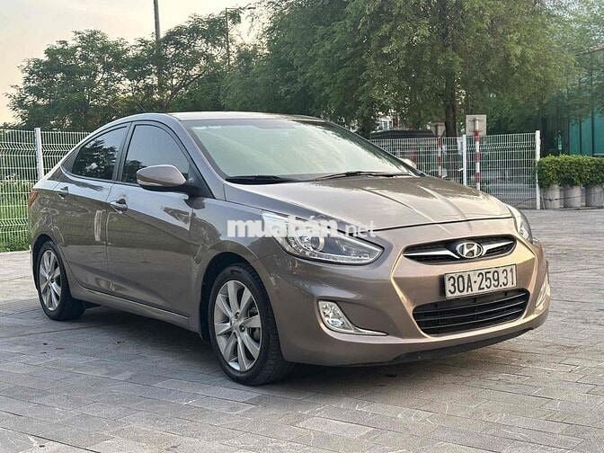 Hyundai Accent 2014 1.4 AT - 92000 km 1 chủ km zin