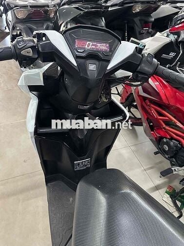 📌📣 Vario 2022 trắng quá đẹp, chính chủ