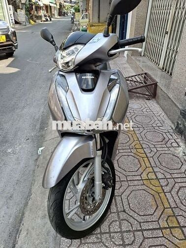 Xe ít đi cần bán sh 125 đời 2017 khóa smkey