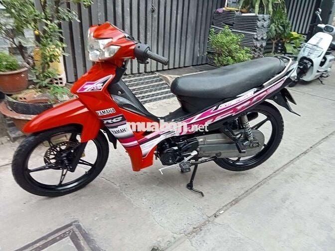 Sirius 50cc cho học sinh đi ko cần bằng lái