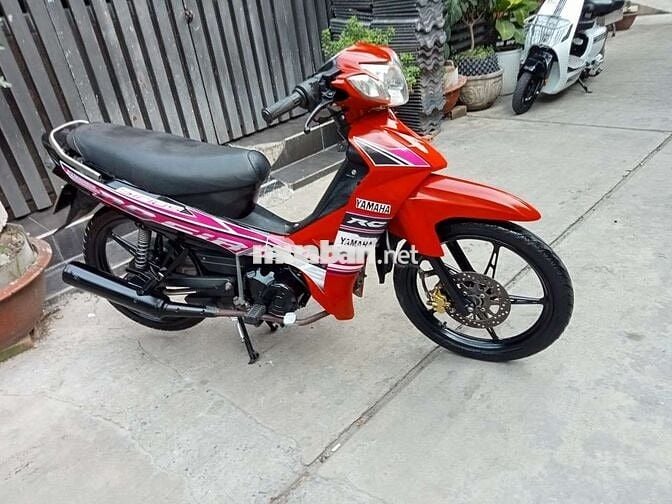 Sirius 50cc cho học sinh đi ko cần bằng lái