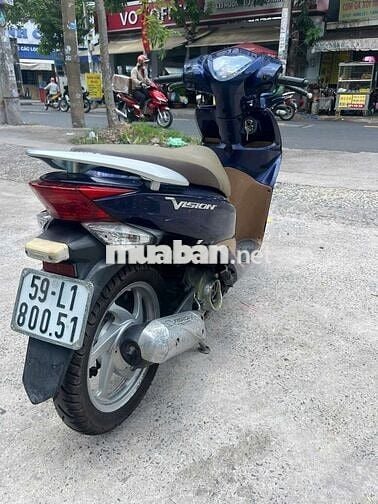 vision 9 chủ kí