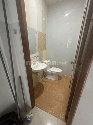 Cho thuê nhà mới 7 PN 7 WC tại Tô Hiệu Tân Phú