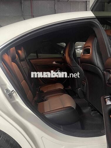 Mercedes Benz  CLA 200 mode 2016