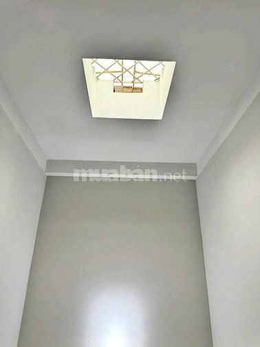 Nhà giá mềm nhất Nguyễn Đình Chiểu, Q3, 5 tỷ 960, HXH 6m, SHR.