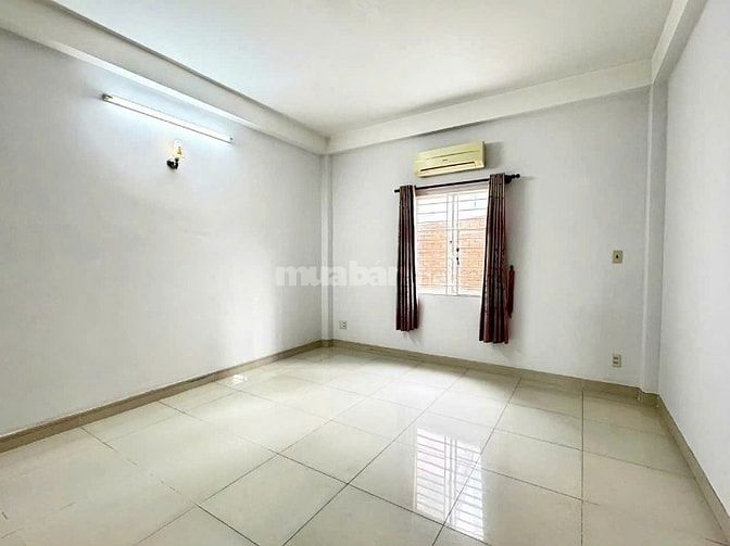 Nhà giá mềm nhất Nguyễn Đình Chiểu, Q3, 5 tỷ 960, HXH 6m, SHR.