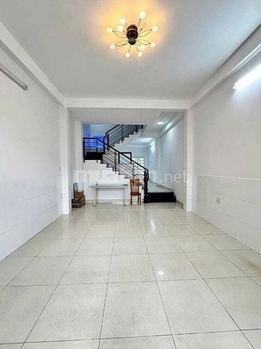 Nhà giá mềm nhất Nguyễn Đình Chiểu, Q3, 5 tỷ 960, HXH 6m, SHR.