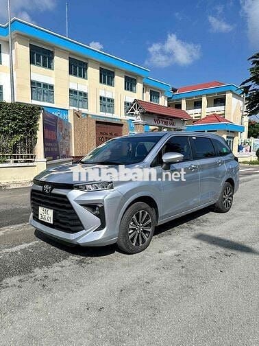Toyota Avanza Premio 2022 CVT - 39 km