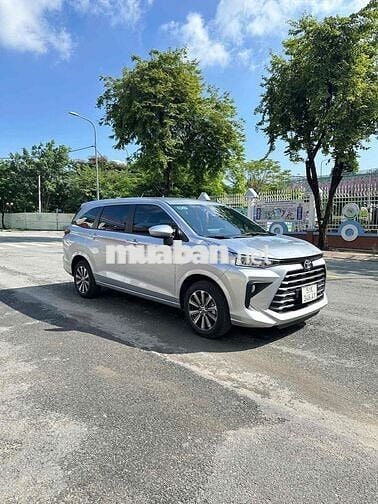 Toyota Avanza Premio 2022 CVT - 39 km