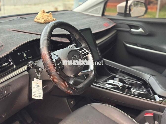 Hyundai Custin 2024 Đặc Biệt 1.5T - 10000 km