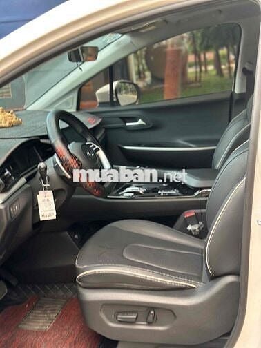 Hyundai Custin 2024 Đặc Biệt 1.5T - 10000 km