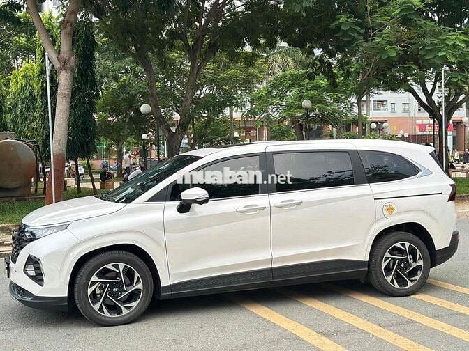 Hyundai Custin 2024 Đặc Biệt 1.5T - 10000 km