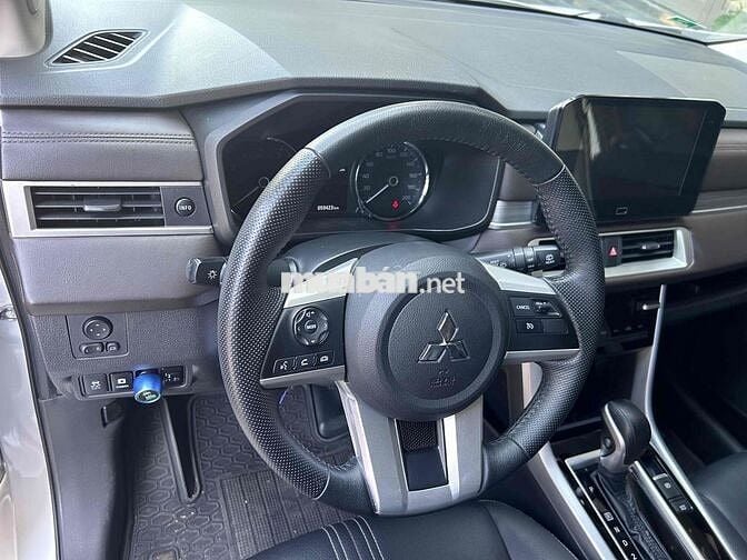 Mitsubishi Xpander primium - 59000 km