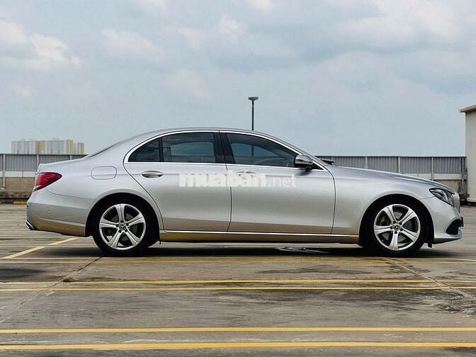 Mercedes Benz E Class 2017 E250 - 54995 km