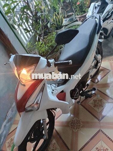 Bán xe máy future đời 2015 đang hoạt động tốt!