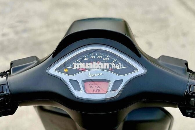 Vespa Sprint 125 đèn Led 2017 Bstp 9 chủ
