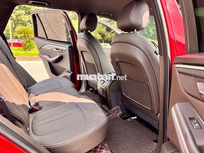 VinFast Lux SA2.0 2021 Plus 2.0 AT - 80000 km