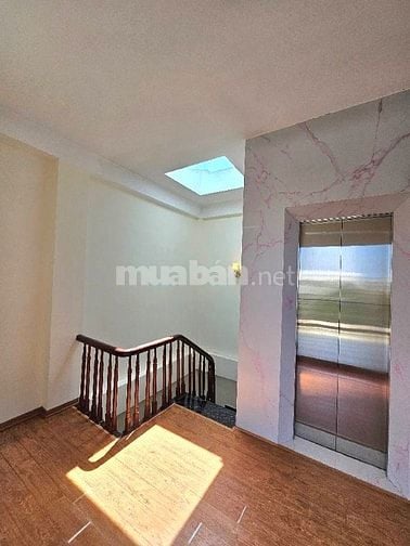 🏡 BÁN NHÀ CỰC PHẨM – LÔ GÓC, THANG MÁY, Ô TÔ TRÁNH, NHÀ NỞ HẬU.
