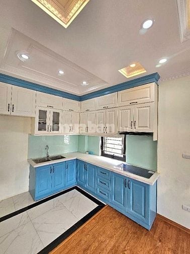 🏡 BÁN NHÀ CỰC PHẨM – LÔ GÓC, THANG MÁY, Ô TÔ TRÁNH, NHÀ NỞ HẬU.