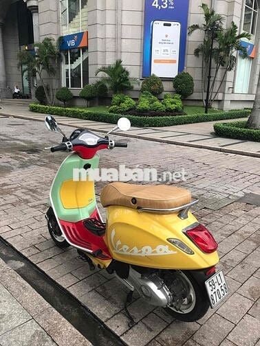 Vespa Primavera . Đẹp long lanh .9 chủ