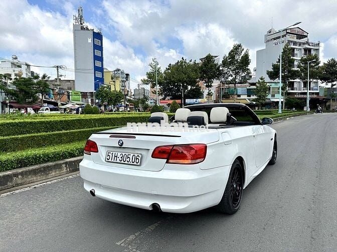 BMW 3 Series 2009 325i Convertible - 89800 km