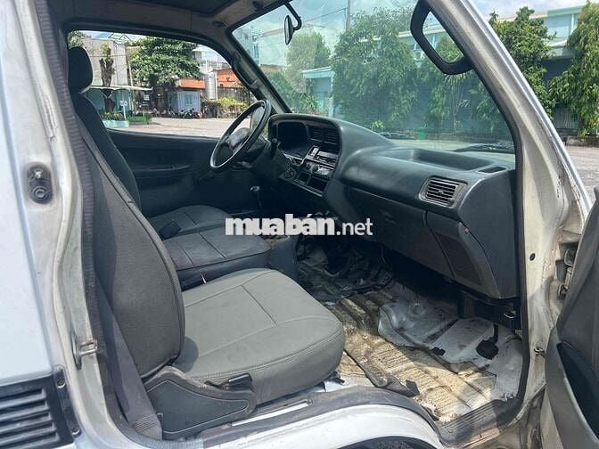 Toyota Hiace 2003 Van 6 chỗ 600 kg ko cấm giờ