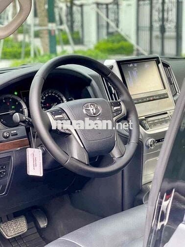 Toyota Land Cruiser 2014 VX 4.6 V8 - 63000 km