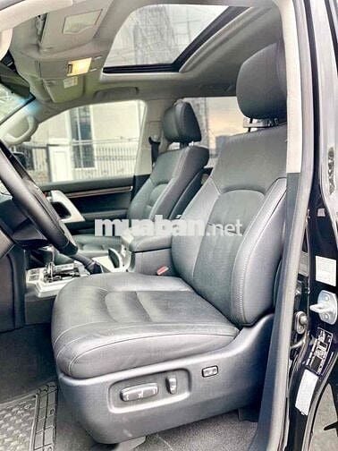 Toyota Land Cruiser 2014 VX 4.6 V8 - 63000 km