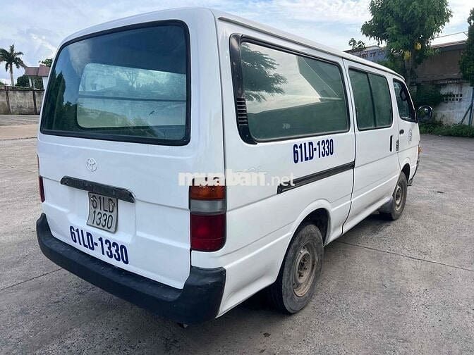 Toyota Hiace 2003 Van 6 chỗ 600 kg ko cấm giờ