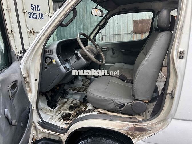 Toyota Hiace 2003 Van 6 chỗ 600 kg ko cấm giờ